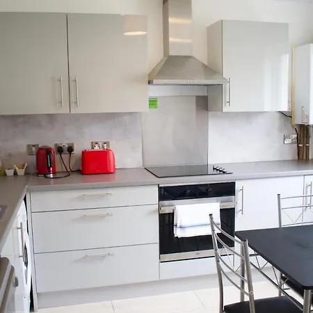 Apartament Modern 2 Bedroom Central