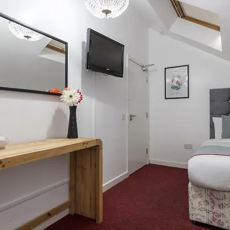 Oyo St Andrews Pensionat 3*