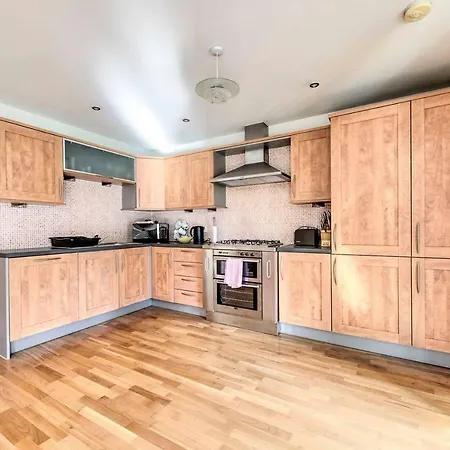 Apartamento 2br Shore By Guestready