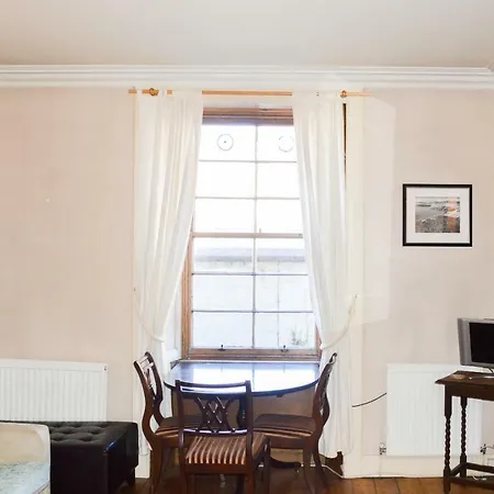 Peaceful 1 Bedroom