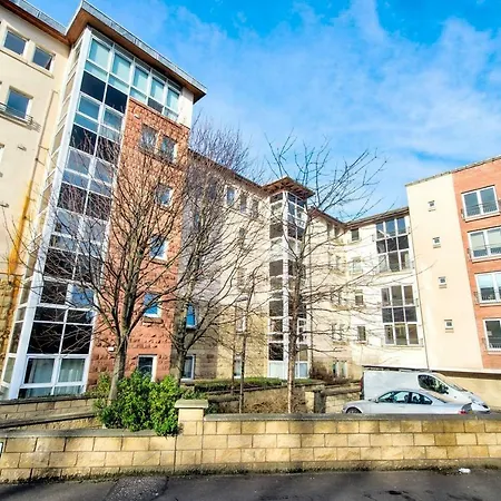 Holyrood Park For 6 Guests By Guestready Apartment