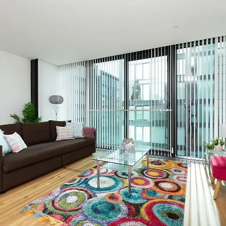 Altido Fantastic Flat With Parking