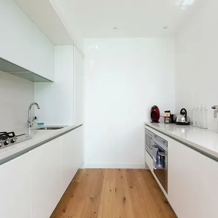 Altido Fantastic Flat With Parking