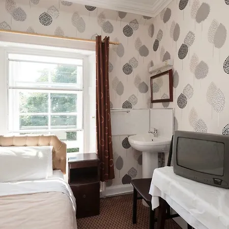 Bed & Breakfast Beachfront 2*