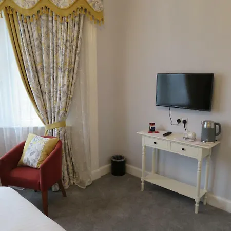 Bed & Breakfast Craigievar