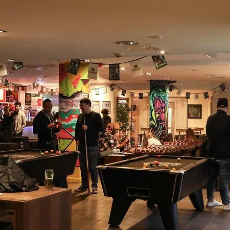 Hostel A&o