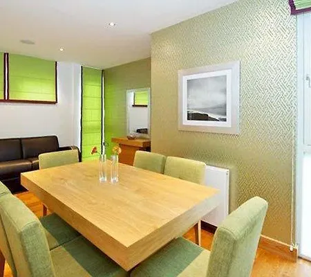 Staycity West End Edinburg