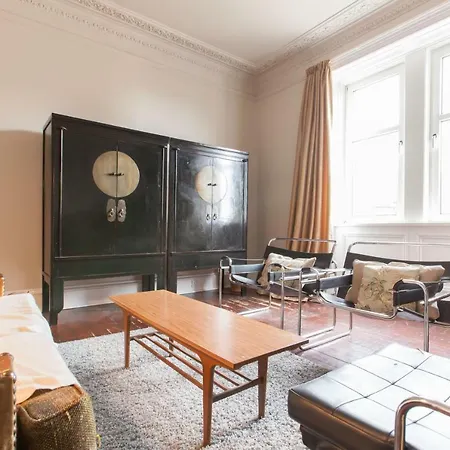 Apartamento Trendy Urban Retreat In *