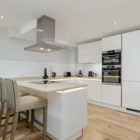 Destiny Scotland - Royal Mile Édimbourg