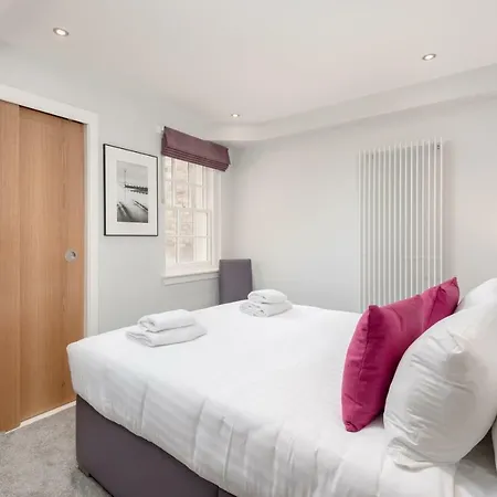 Appartamento Destiny Scotland - Royal Mile Edimburgo