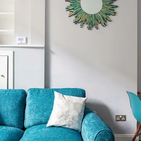 Διαμέρισμα Bright One Bed For Four In Morningside *