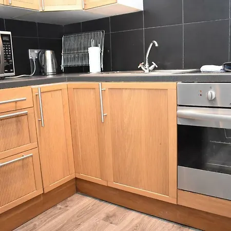 Bright One Bed For Four In Morningside * Edimburgo