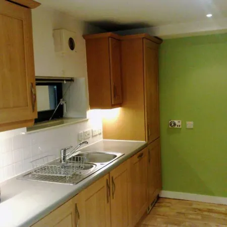 2 Bedroom In Old Town * Edinburgh