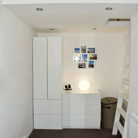Cosy 1 Bedroom شقة *