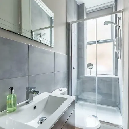 Bright One Bed For Four In Morningside Διαμέρισμα Εδιμβούργο