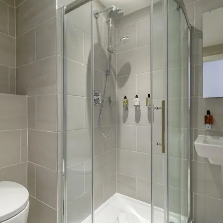 Apartment Destiny Scotland - Royal Mile *