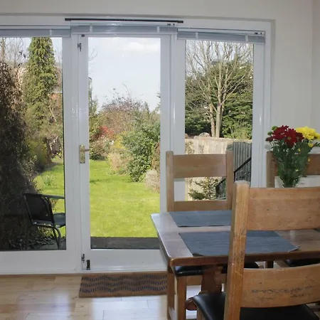 Silver Lining - Gilmore House With Parking & Garden * Edimburgo