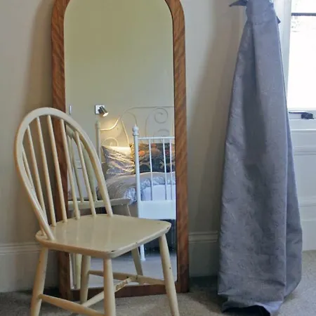 Apartamento Silver Lining - Gilmore House With Parking & Garden *