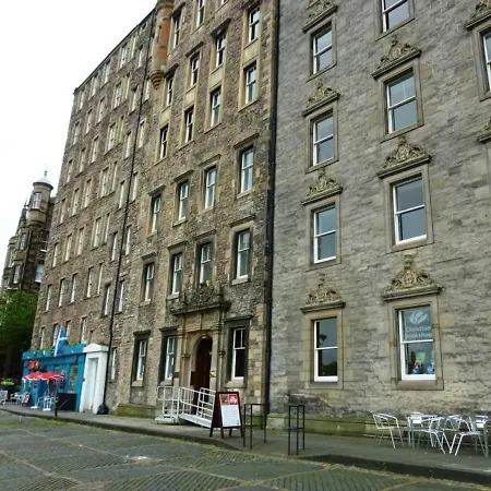 Beautiful Apt With Lift By Castle *