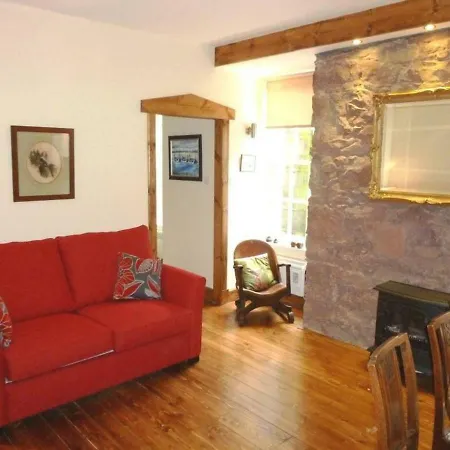 Beautiful Apt With Lift By Castle * إدنبرة