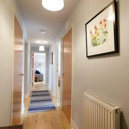 Bright And Charming 2 Bed In Vibrant Leith * Edinburgh