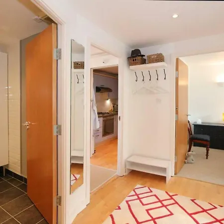 Fantastic 2 Bed With Superb Views On The Shore Appartamento Edimburgo