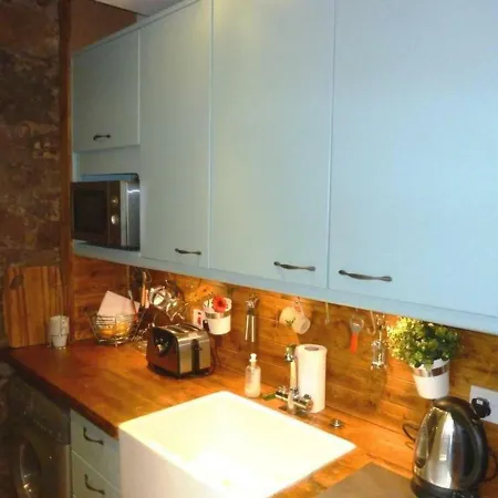 Beautiful Apt With Lift By Castle * إدنبرة