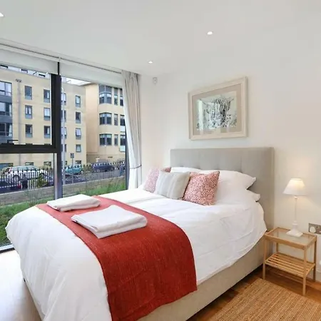 Luxurious, Central 1 Bed In Quartermile - Parking Edimburgo