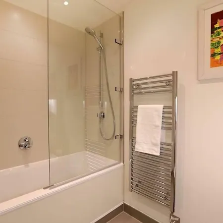 Apartamento Luxurious, Central 1 Bed In Quartermile - Parking Edimburgo
