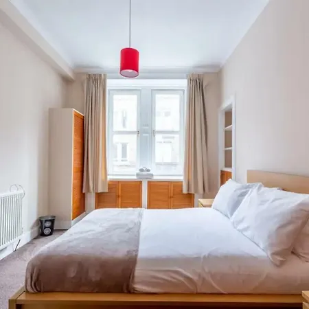 Appartement Cosy Apartment, Close To City Centre!