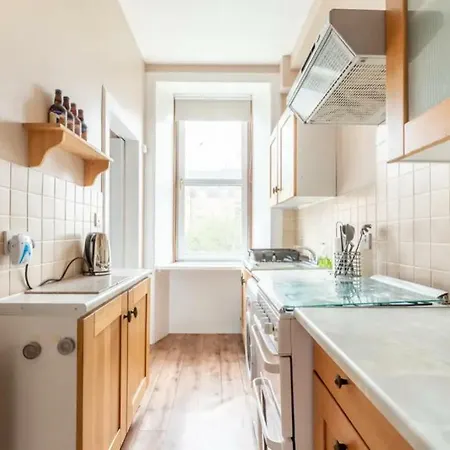 Cosy Apartment, Close To City Centre! *