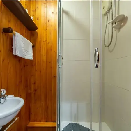 Cosy Apartment, Close To City Centre! *