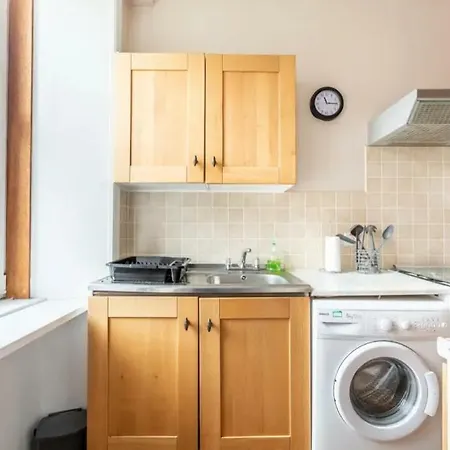Cosy Apartment, Close To City Centre!