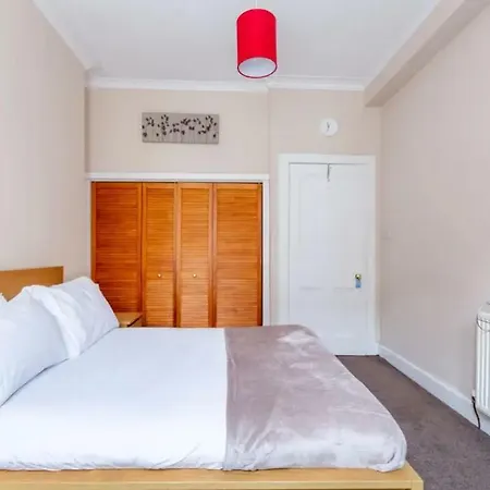 Cosy Apartment, Close To City Centre! Édimbourg