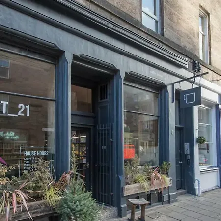 2 Double Bedroom Luxury Apartment Near The Meadows Apartment Edinburgh
