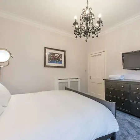 Apartment 2 Double Bedroom Luxury Apartment Near The Meadows Edinburgh
