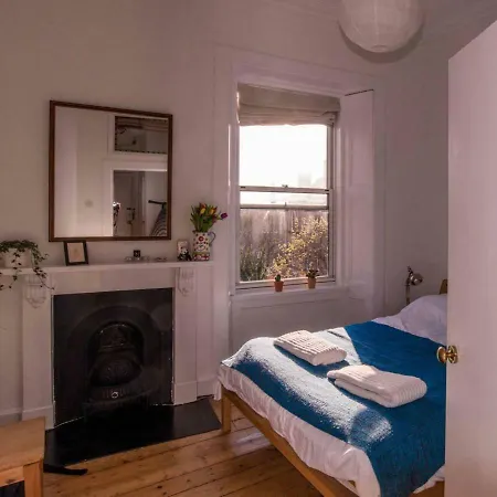 Apartment Comfortable In Leith Edinburgh