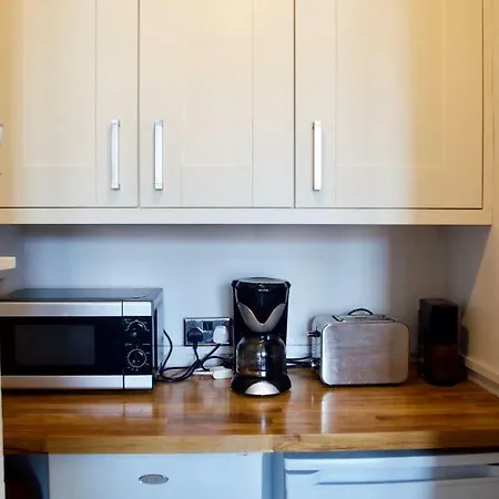 Appartamento Beautiful 2 Bedroom Flat In Leith Edimburgo