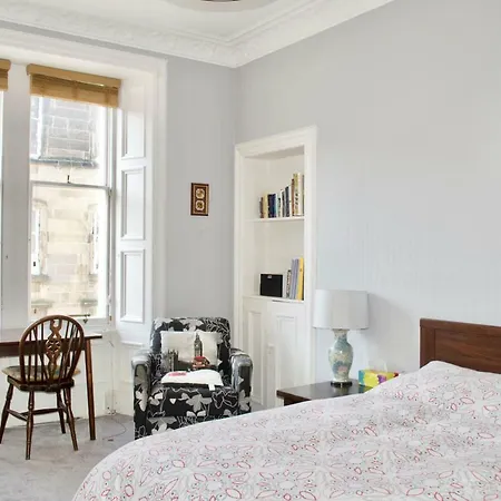 Beautiful 2 Bedroom Flat In Leith 公寓 爱丁堡