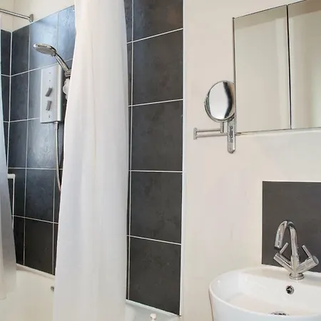公寓 Beautiful 2 Bedroom Flat In Leith