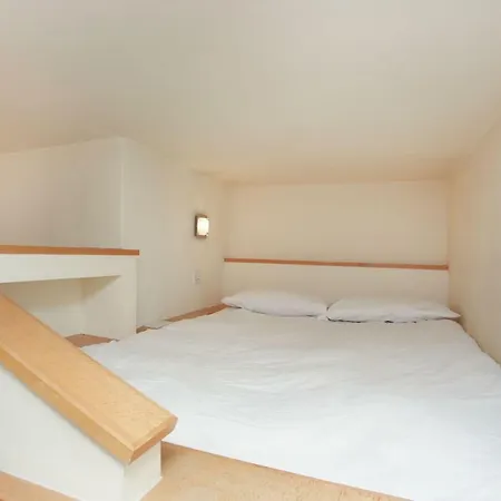 3 Bedroom Flat In City Centre * Edinburgh