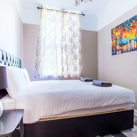 Montgomery - Crighton Apartamento *