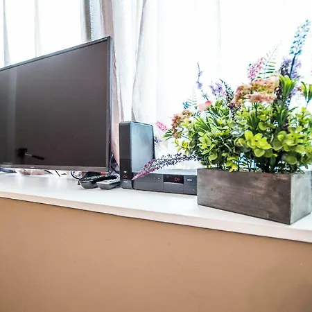 Montgomery - Crighton Apartamento