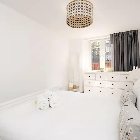 شقة Lovely 1-bedroom Apt In The Heart Of Stockbridge