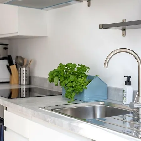 Apartment Lovely 1-bedroom Apt In The Heart Of Stockbridge *