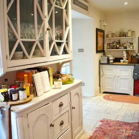 Διαμέρισμα Beautiful Georgian 4 Bedroom Townhouse *