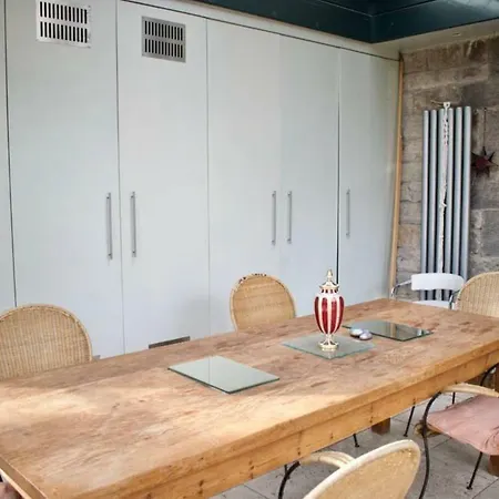 Beautiful Georgian 4 Bedroom Townhouse