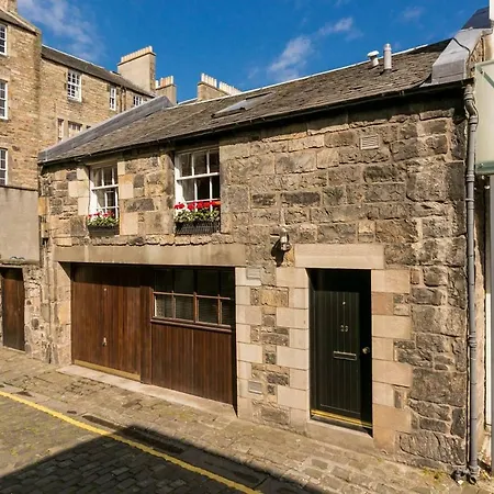 Daire Stylish 1 Bedroom Apt Close To Princes Street