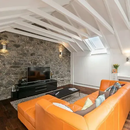 Daire Stylish 1 Bedroom Apt Close To Princes Street
