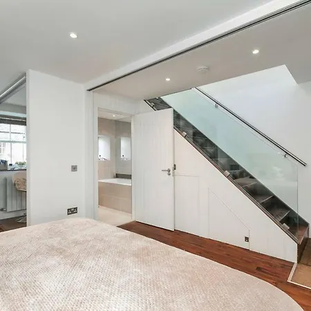 Daire Stylish 1 Bedroom Apt Close To Princes Street *